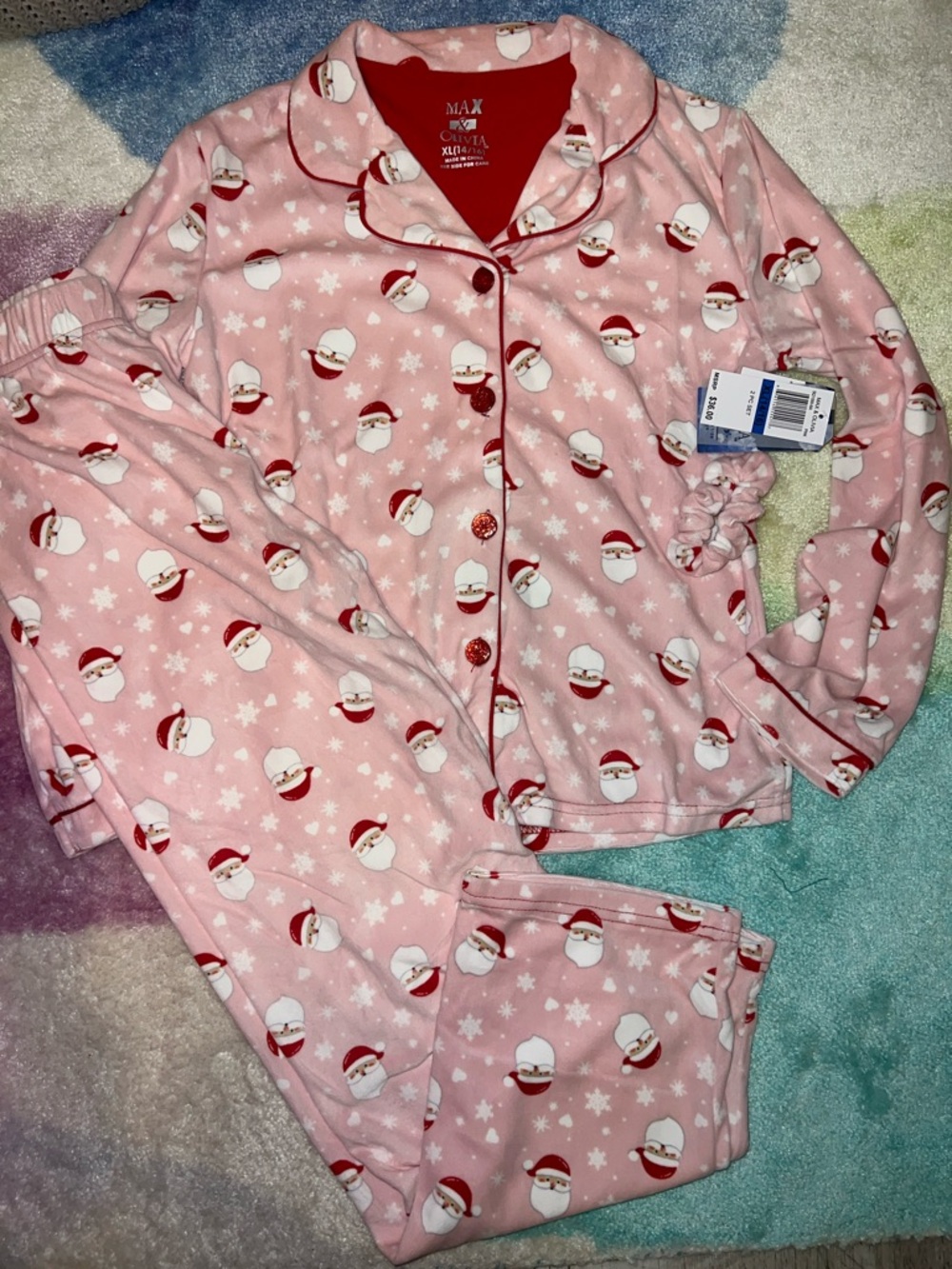NEW Max & Olivia Pink Santa Print Girls Pajama Set -Button Front 2pc & scrunchie